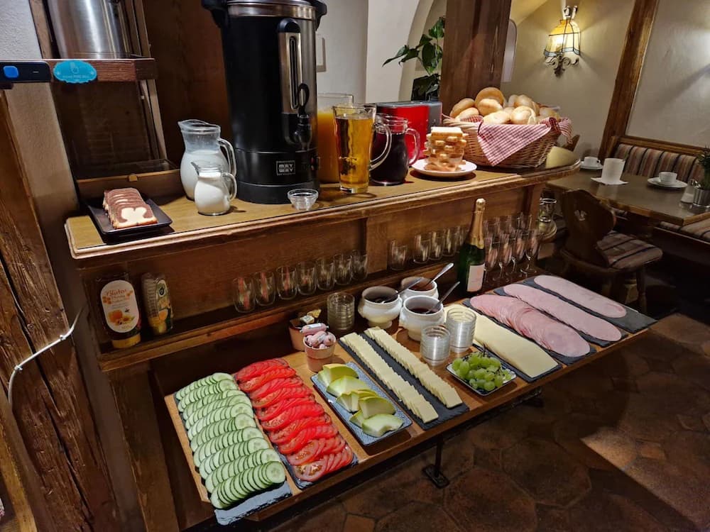 Breakfast buffet