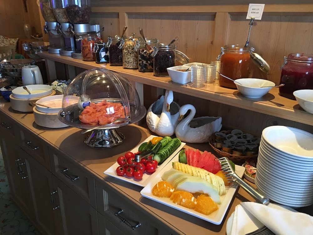 Breakfast buffet