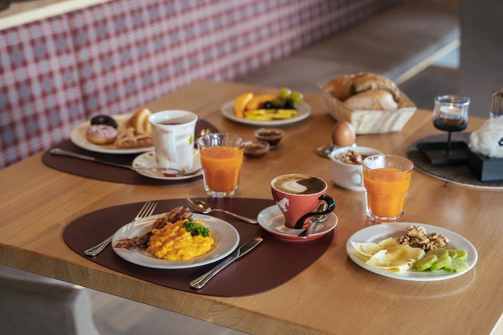 Breakfast meal