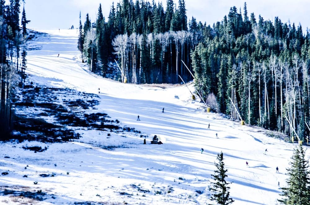 Snow and ski sports