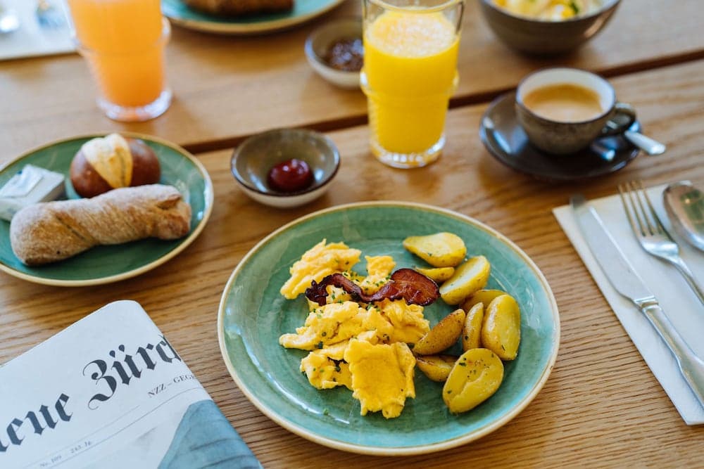 Breakfast area