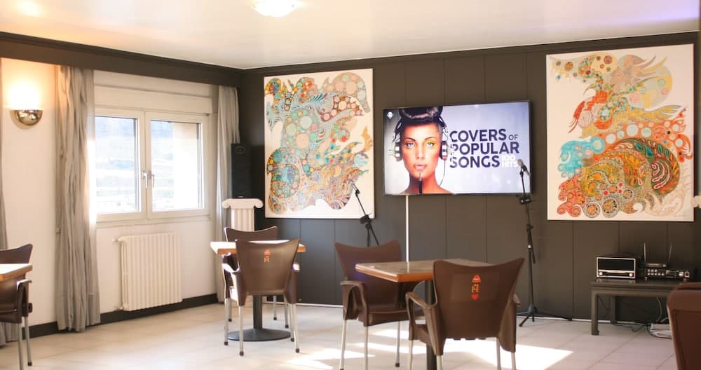Karaoke room